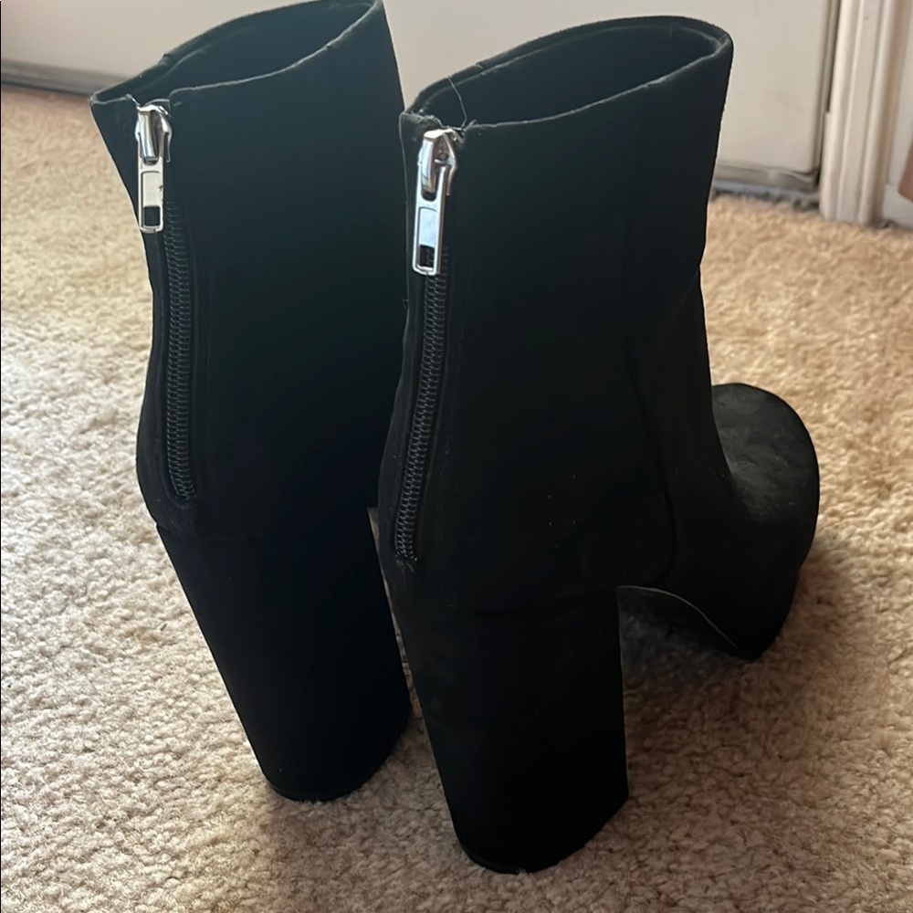 Steve Madden Black Women's Ankle Boots - Picture 3 of 4